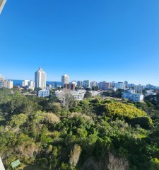 Departamebnto de 1 y medio dormitorios en venta en Ocean Drive, Punta del Este