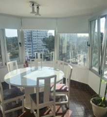 En venta apartamento de 3 dormitorios, con vista agradable en Roosevelt, Punta del Este.