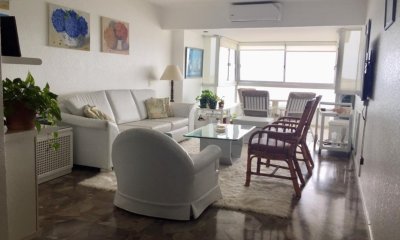 hermoso departamento  en torre Malecón ,  excelente vista!!!