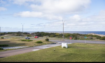 Venta Apartamento sobre la rambla,  Rincon del Indio.