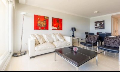 Impecable departamento, comodo e iluminado.