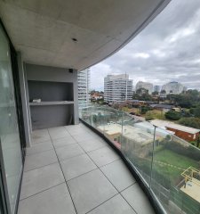Agradable y cómodo departamento de 3 dormitorios en Venta, Brava- Punta del Este