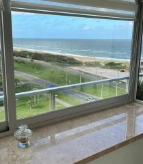 Departamento de 3 dormitorios en venta en Torre emblematica