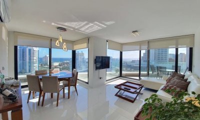 Apartamento de 3 dormitorios en Venta proximo al Mar , Punta del este
