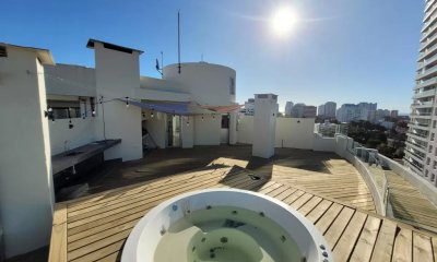 Hermosa vista y comodos espacios en el Departamento  de 4 dormitorios