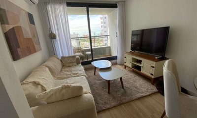 En venta, apartamento comodo de 2 dormitorios, con excelente vista en Brava, Punta del Este.