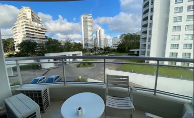 Apartamento en venta de 2 dormitorios en Edificio Ocean Drive , Punta del este