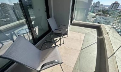 En venta apartamento a metros del mar de 1 dormitorio en Mansa.