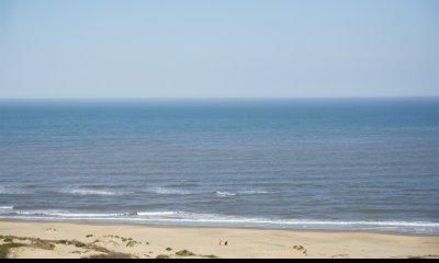 Departamento en venta frente al mar. Playa Brava, Punta del Este.