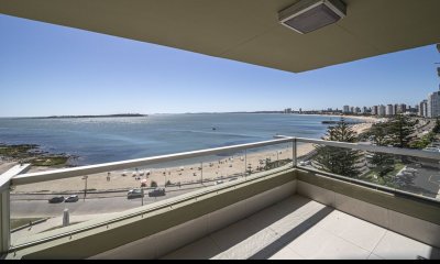 Hermoso Departamento en venta frente al mar.