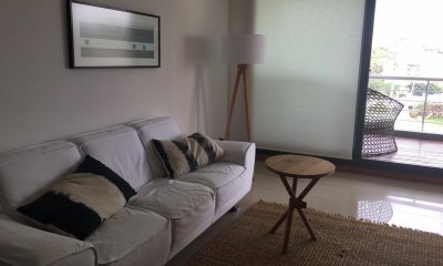 Apartamento en Venta de 2 dormitorios a cuadras del mar , Punta del este