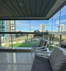 En venta apartamento de 2 Dormitorios en Punta del Este