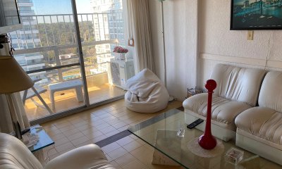 Apartamento en Cantegril - Punta del Este