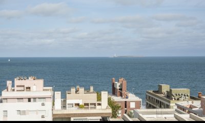 Esplendido departamento en venta ubicado en el edificio Fontemar con panorama al mar.