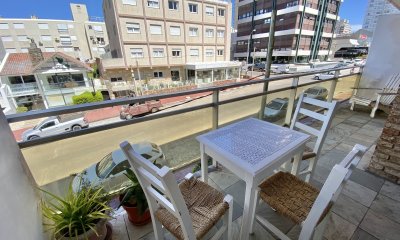 Departamento de 2 dormitorios en venta, Peninsula Punta del Este