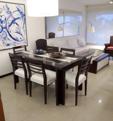 Apartamento con excelente ubicación.