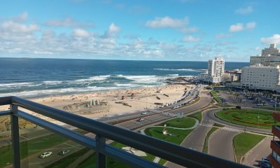 Hermoso Departamento en venta, en playa Brava. Torre Imperiale.