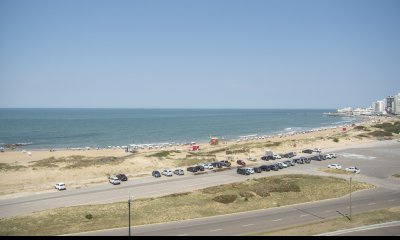 Oportunidad imperdible en primera linea a la brava, hermoso departamento.