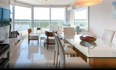 Apartamento en venta de 3 dormitorios en ocean drive, Punta del Este