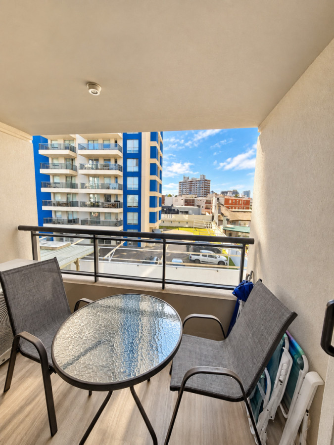 Apartamento en venta de 2 dormitorios a pasos del mar en Brava - Punta del Este