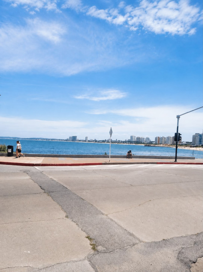 Departamento frente al mar de 3 dormitorios en venta