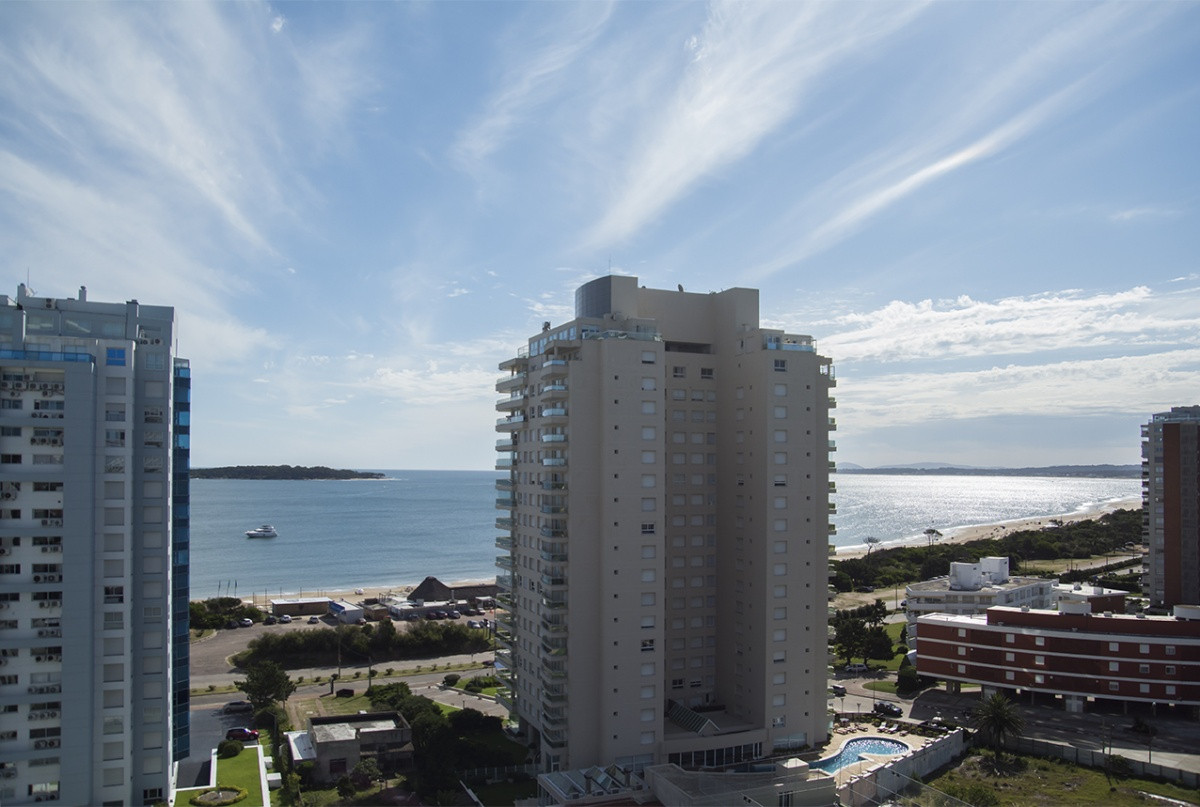 Hermoso Departamento en venta con vista al mar.