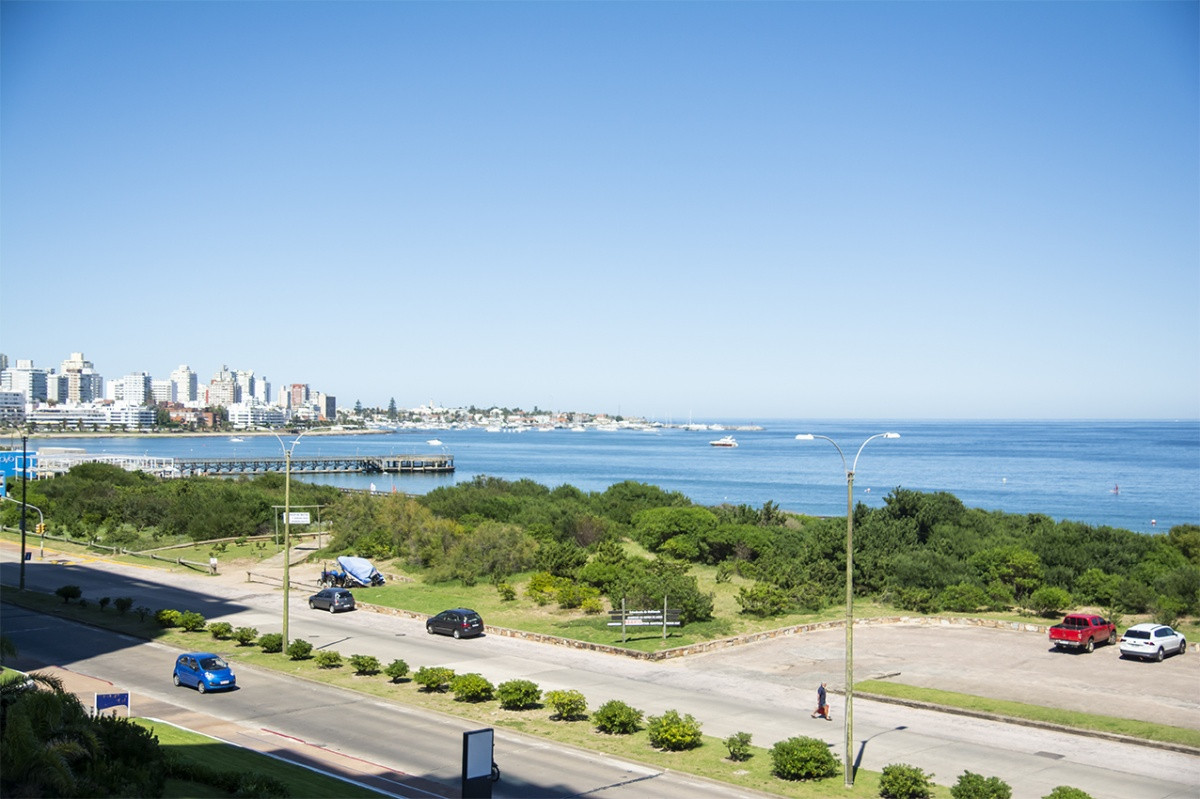 Hermoso Departamento en venta con vista al mar, primera fila