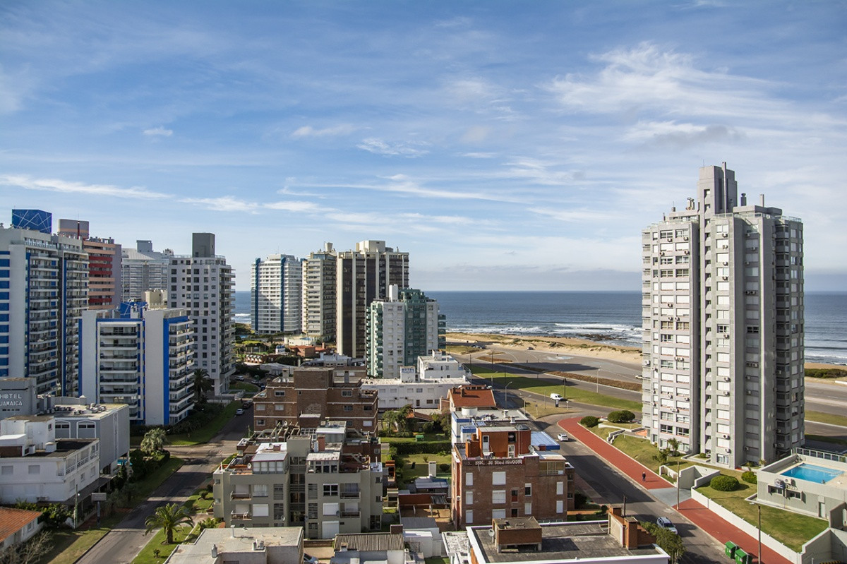 Apartamento en venta en Torre Onix, moderno diseño con amenties proxal mar, 1 dormitorio