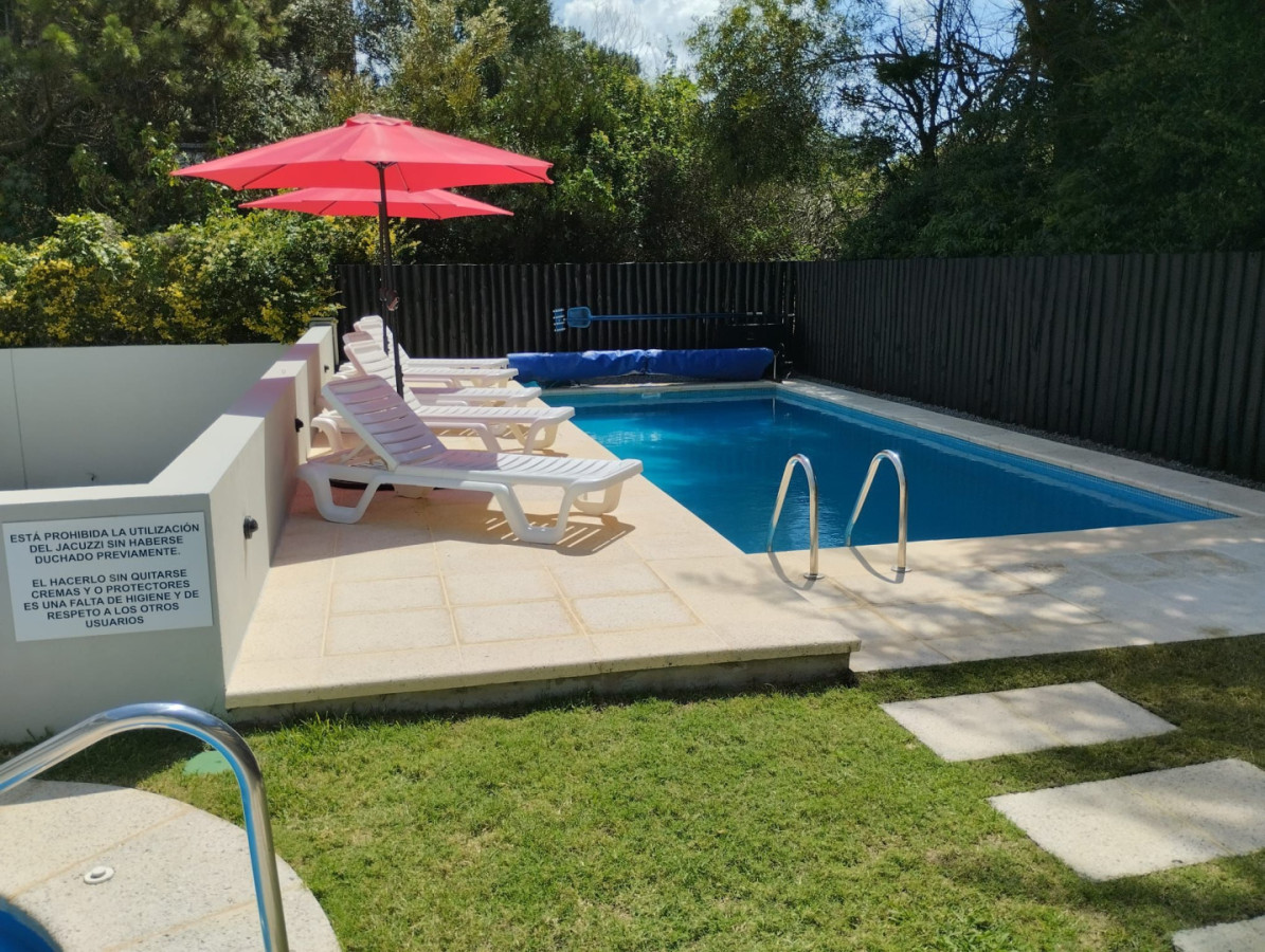 Vende apartamento en Aidy Grill, Punta del Este 
