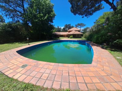 casa de 4 dormitorios en venta en golf - ndm5228c