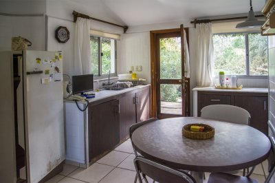 casa en venta de 4 dormitorios en lugano , punta del este  - ndm4873c