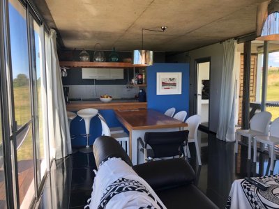 casa en venta de 4 dormitorios en la pedreda - ndm18468c