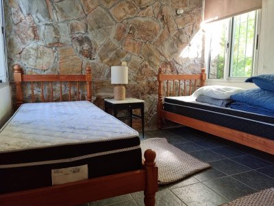 casa de 3 dormitorios en solanas con piscina y barbacoa cerrada - ndm10598c