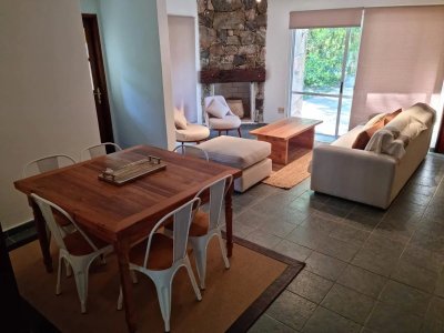 casa de 3 dormitorios en solanas con piscina y barbacoa cerrada - ndm10598c