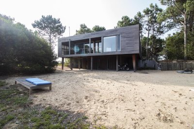 casa en venta de 4 dormitorios en laguna escondida  - ndm10800c