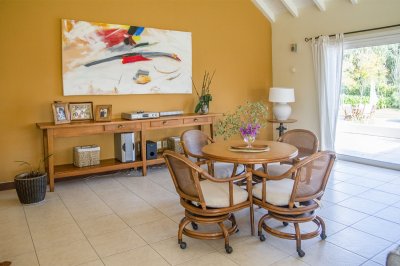 espectacular mansion en zona golf, proxima al hotel lauberge y a las propiedades mas importantes de punta del este. - ndm4813c