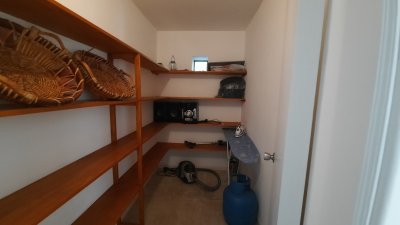 exclusiva casa de 4 dormitorios con piscina en punta del este en venta - ndm2187c