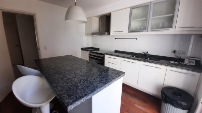 exclusiva casa de 4 dormitorios con piscina en punta del este en venta - ndm2187c