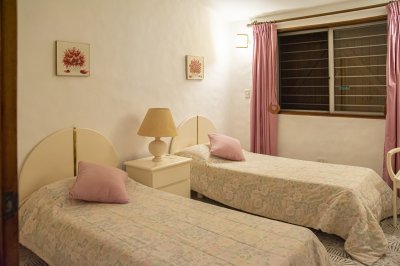 casa en venta de 4 dormitorios en lugano , punta del este  - ndm4873c