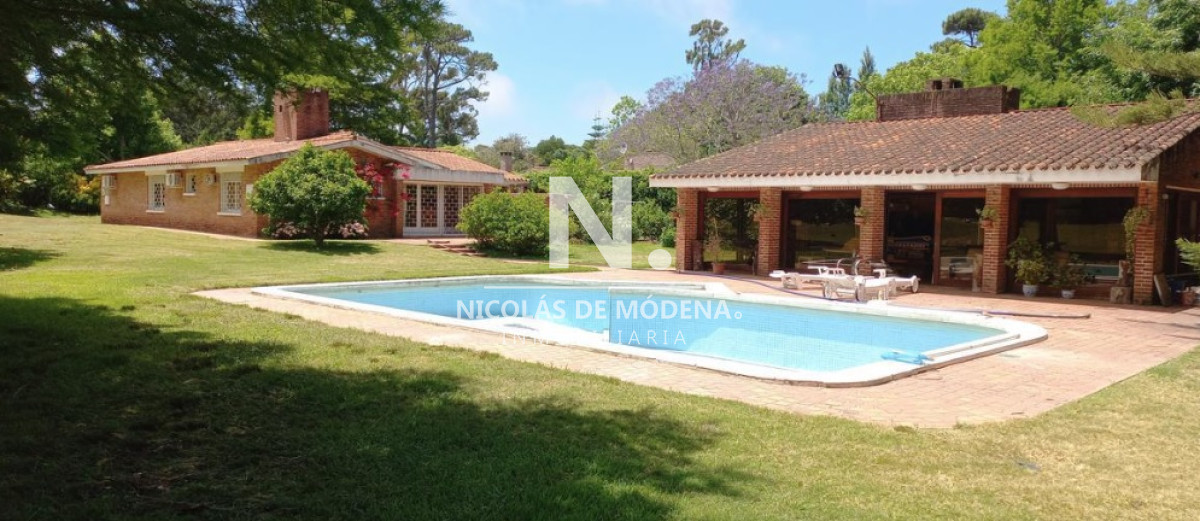 casa en excelente ubicacion, ideal inversores. - ndm13397c