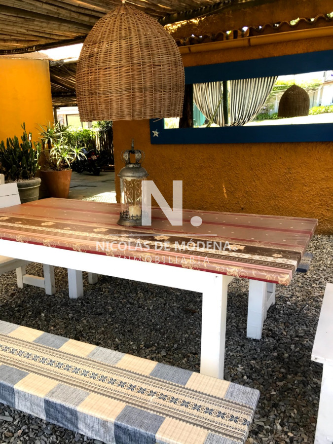 Casa en Venta de 4 dormitorios en Manantiales , Maldonado - GoPunta - Portal Inmobiliario de Punta del Este - Maldonado