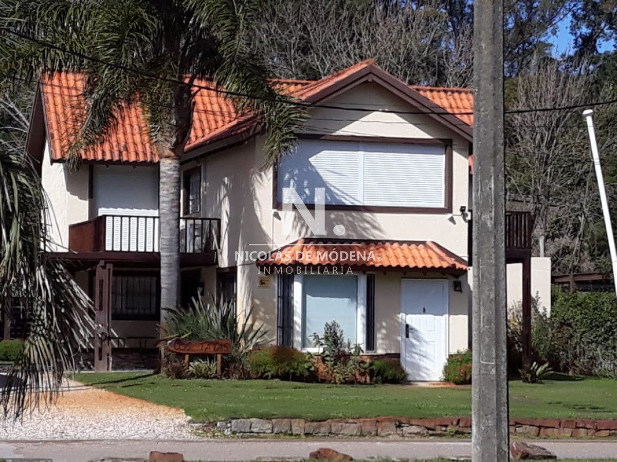 EXCELENTE PROPIEDAD A METROS DEL MAR, PUNTA BALLENA