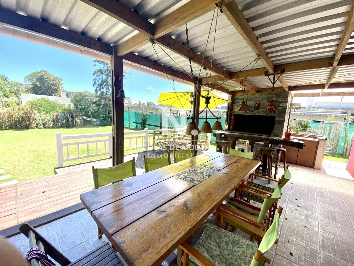vende casa en barrio privado la residence, de 4 dormitorios en punta del este  - ndm7492c