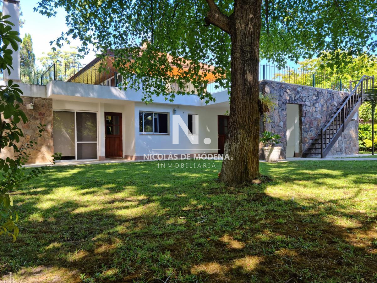 casa de 3 dormitorios en solanas con piscina y barbacoa cerrada - ndm10598c