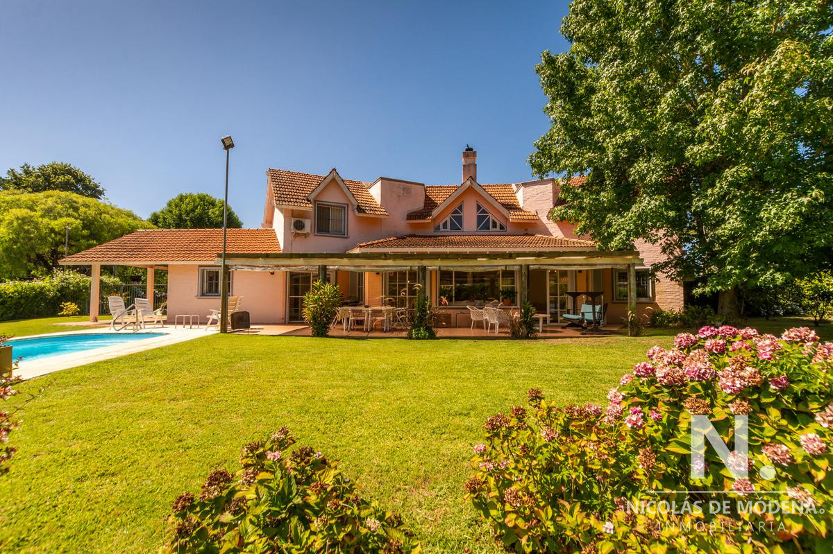 Casa en Punta del Este, Cantegril