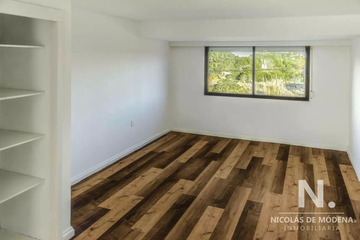 Espectacular casa con 3 dormitorios, en venta ubicada El Pinar - GoPunta - Portal Inmobiliario de Punta del Este - Maldonado