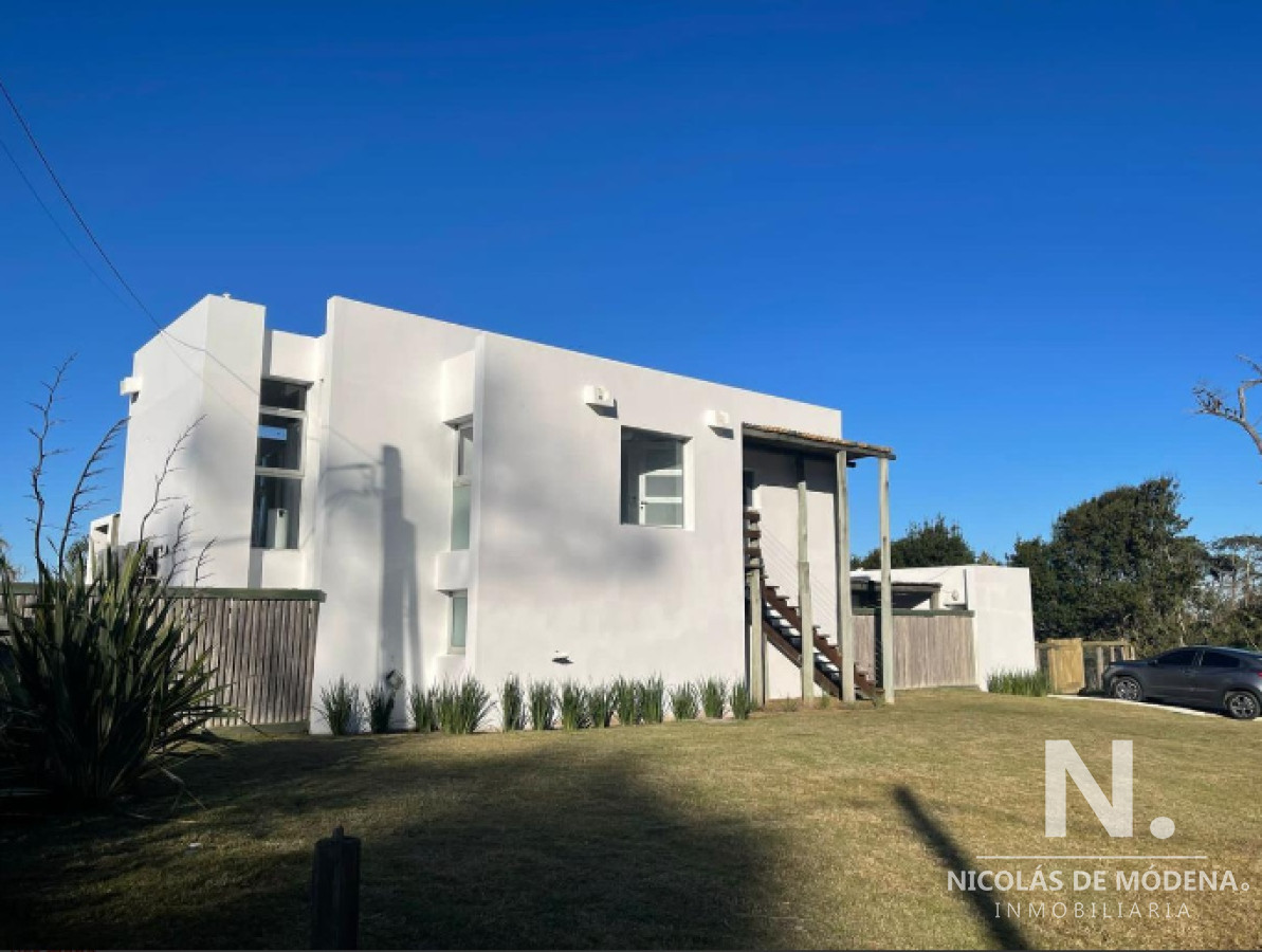 Alquila excelente casa de 3 dormitorios en la Juanita, Jose Ignacio 