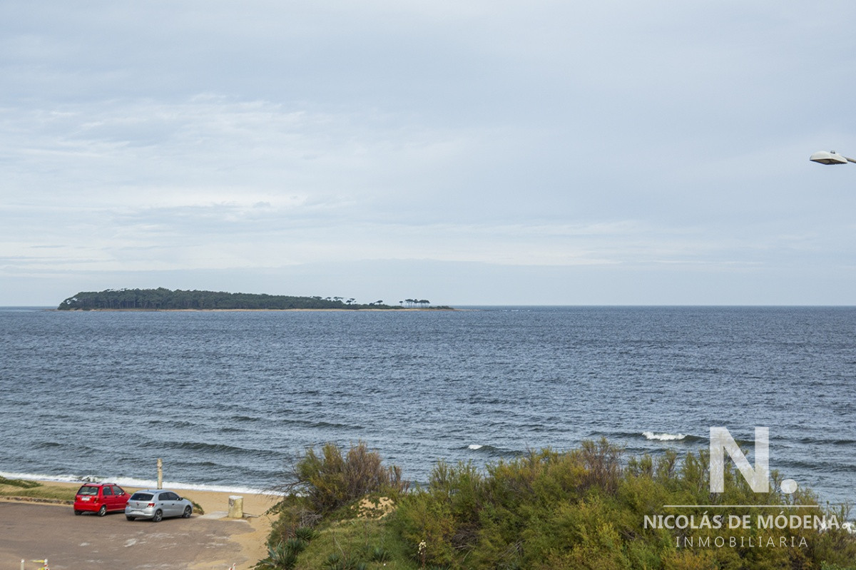 Espectacular Casa en primera linea de playa mansa, Punta del Este