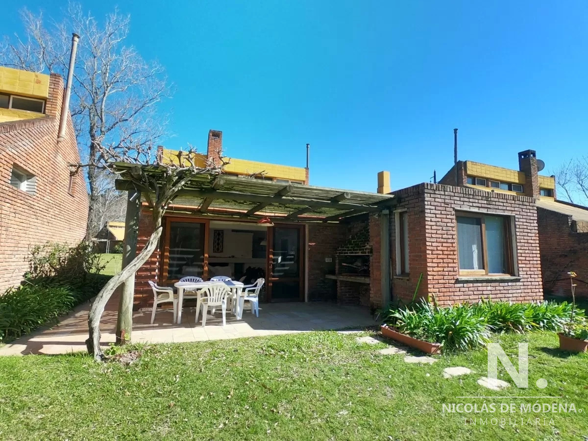 Impecable casa comoda y espaciosa en Punta Ballena