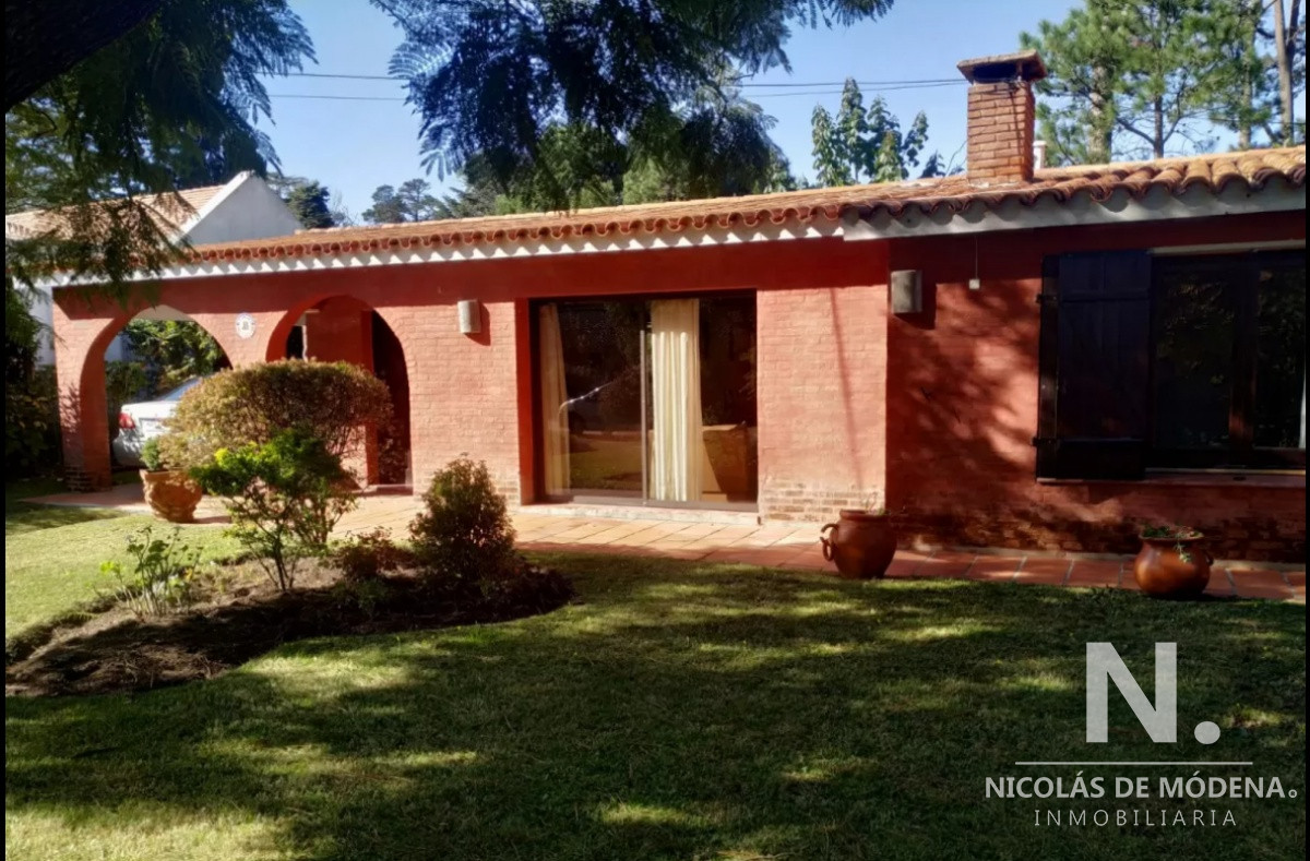 casa de 4 dormitorios en pinares - punta del este - ndm17180c